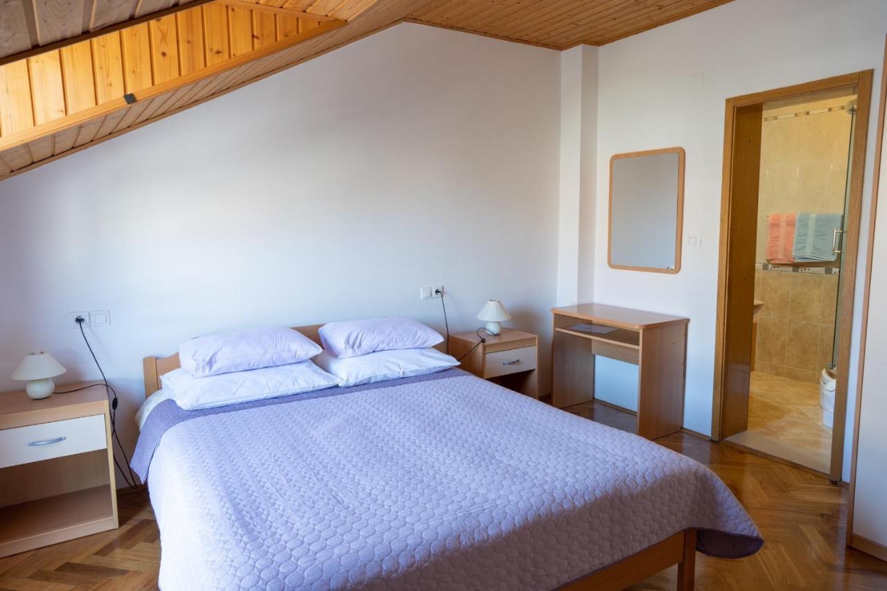 Apartments Liza ツァヴタット エクステリア 写真